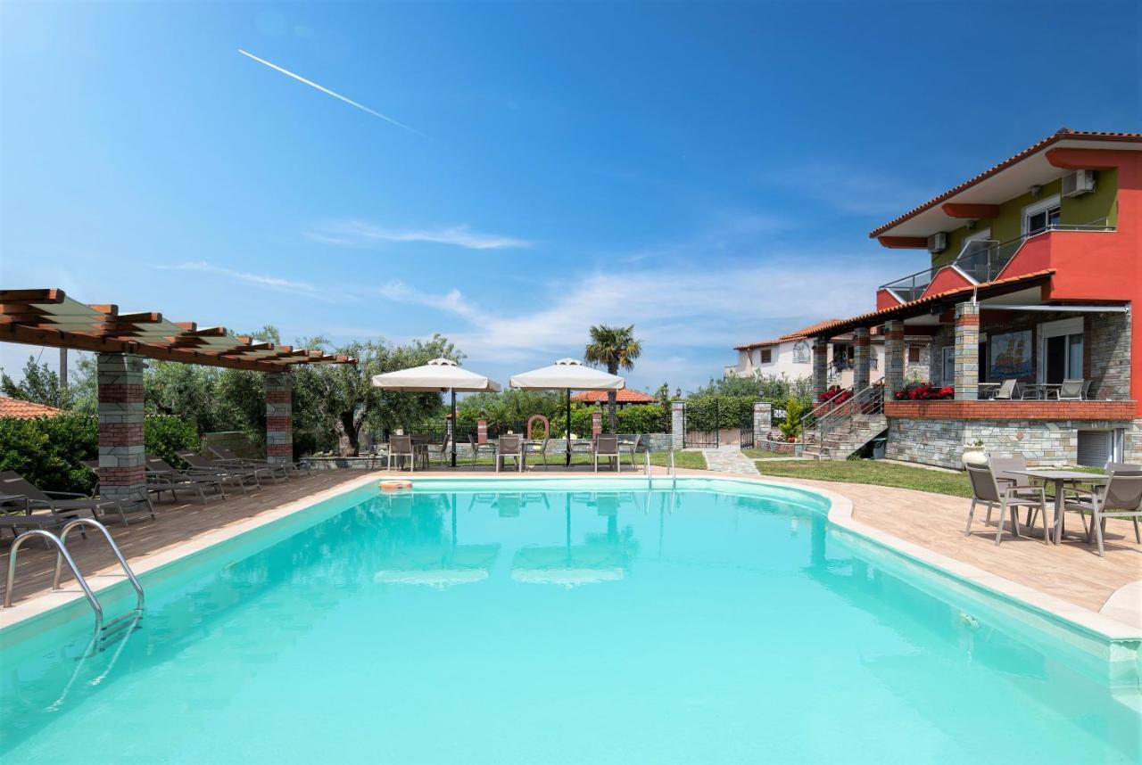 Sunday Resort Gerakini Luaran gambar